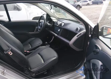 2015 Smart Fortwo Pure z USA, uszkodzony, nr VIN WMEEJ3BA6FK809043